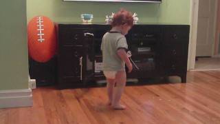 Kylan dancing to the Roots - Love my family 3-7-10