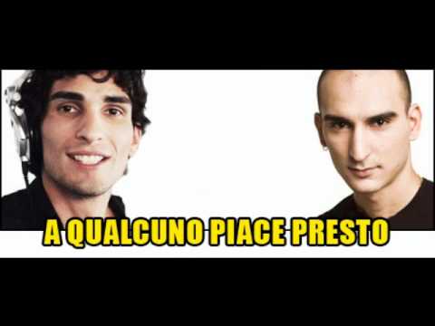 m2o - A Qualcuno Piace Presto - Paolo 2.0 e l'html di un rapporto: "ECCHECAPSLOCK!" 24-01-2011.wmv