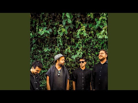 UHH UHH (ACEEED MYX)