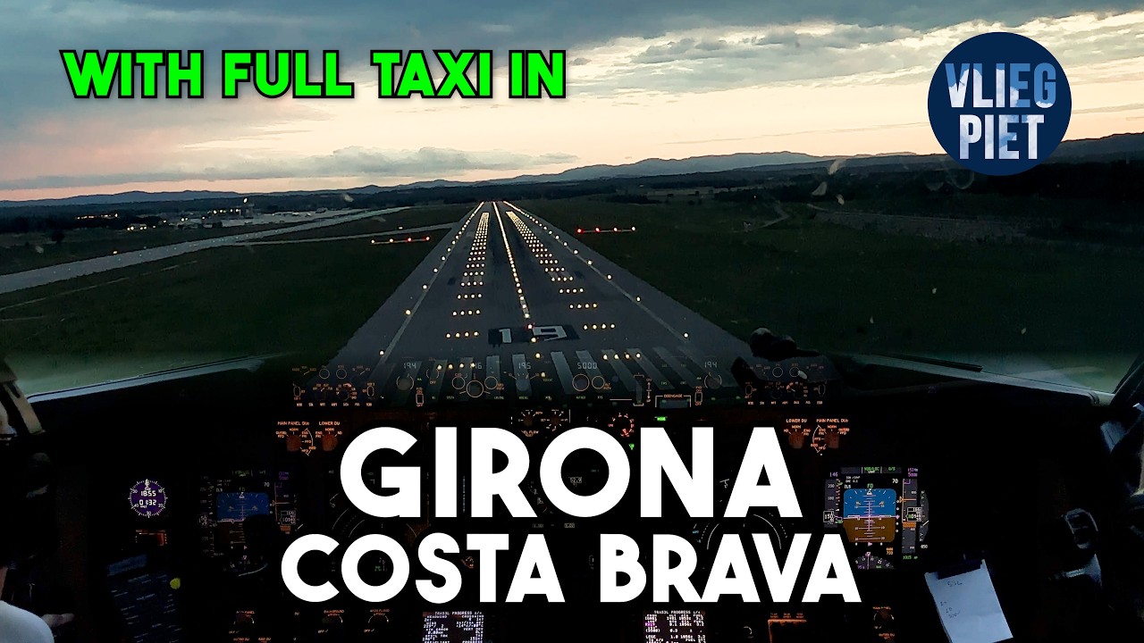 Boeing 737 sunset landing in Girona | runway 19 | cloud surfing | cockpit view