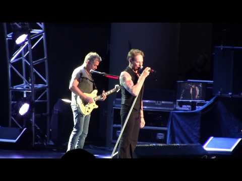 Van Halen Drop Dead Legs 9/2/2015 Noblesville, IN