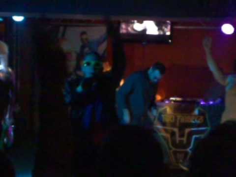 TWO FINGERZ UP @ BARRIO'S CAFE' - N.A.C. -  Milano, 27/11/2009