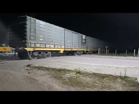 Gt- 22 (9101) con un Tren Cargado de N.C.A a su paso por "Beltrán" en plena medianoche 🚂🌃🇦🇷