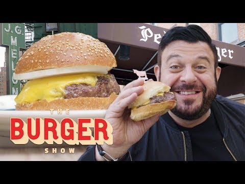 アダム・リッチマンがNYCで最も象徴的な2つのバーガーを食べる｜ザ・バーガーショー (Adam Richman Eats the Two Most Iconic Burgers in NYC | The Burger Show)