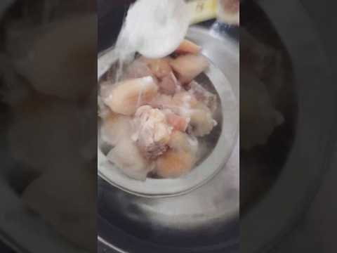 Easy way to defrost frozen chicken withen 5 minutes | No microvave #shorts #tips #lifehacks