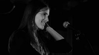 Concert acoustique - Je mens - Siméo par Elina (le 04/05/2013)