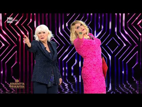 A sorpresa Barbara D'Urso (Vincenzo De Lucia) - Benedetta Primavera 24/03/2023