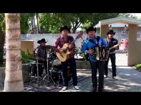 Noe y sus Campeones - La Reyna Del Cuento (Vídeo Oficial)