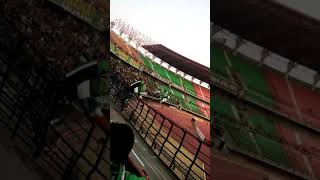 Download lagu Yo ayo ayo ayo persrbaya... bikin malu... Arema jancok mp3 Download lagu Yo ayo ayo ayo persrbaya... bikin malu... Arema jancok mp3