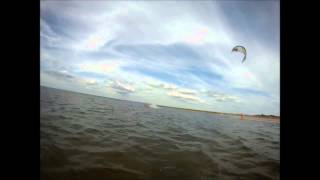 preview picture of video 'Kitesurf La Hume Arcachon - 28/8/2012'