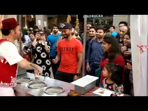 Turquoise Ice Cream Show at New Delhi.