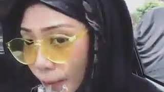 Download lagu Wanita cantik Skill vape nya mantap... mp3