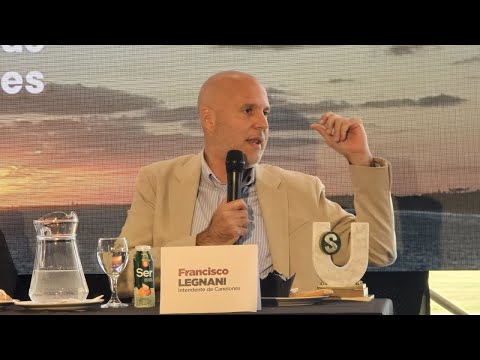 Legnani presentó temporada y desarrollo turístico de Canelones en Desayunos Útiles de Somos Uruguay