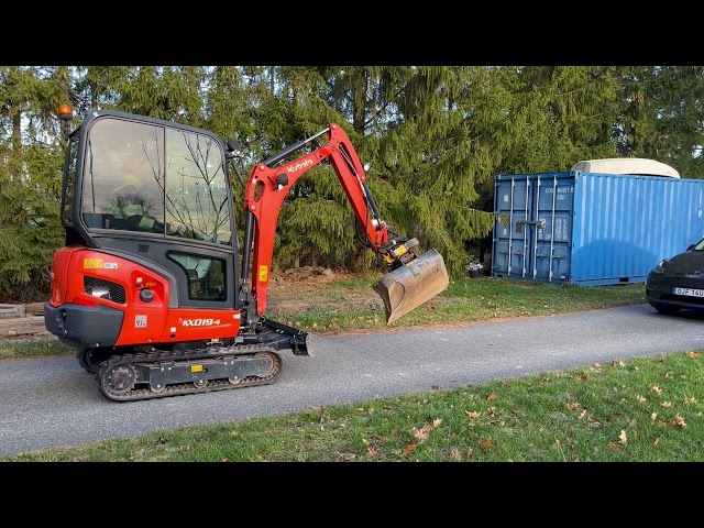 1194641 Kubota KX019-4 Rotortilt, 2018 only 388 hours, various buckets included