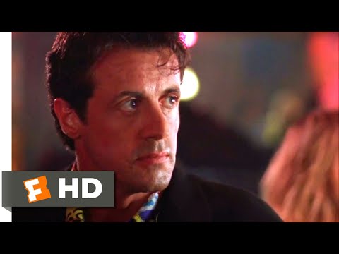 The Specialist (1994) - The First Bomb Scene (2/10) | Movieclips