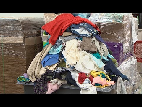 How fast fashion adds to the world's clothing waste problem (Marketplace)