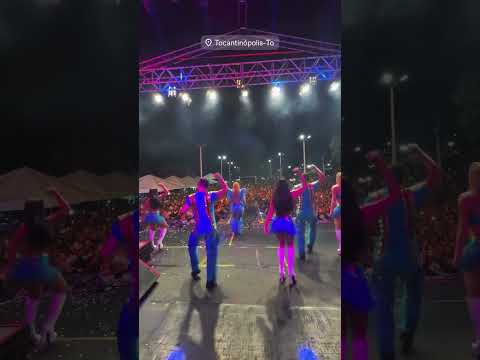 Joelma cantando Voando pro Pará (Tacacá) em Tocantinópolis