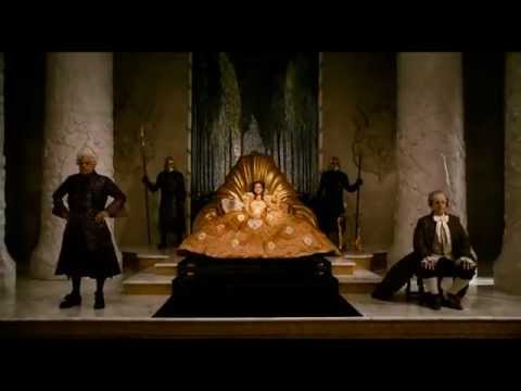 MIRROR MIRROR - Official Trailer - Starring Julia Roberts