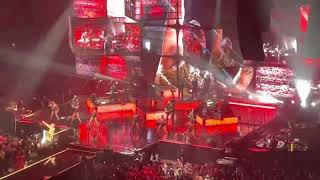 Robbie Williams-Hey Wow Yeah Yeah/Let me entertain you-Dublin 30/10/22