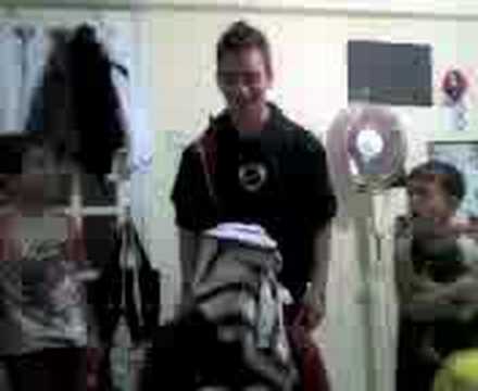 la ilahe illallaaaa.....