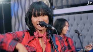 Download lagu MARILAH KEMARI (TITIEK PUSPA) - T'KOES mp3 Download lagu MARILAH KEMARI (TITIEK PUSPA) - T'KOES mp3