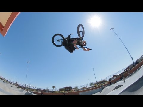 Ride BMX: Etnies Park Sessions