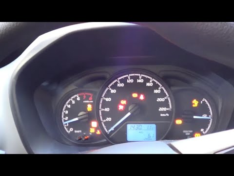 Toyota Yaris 1.5 VVT-i 2019 Interior review