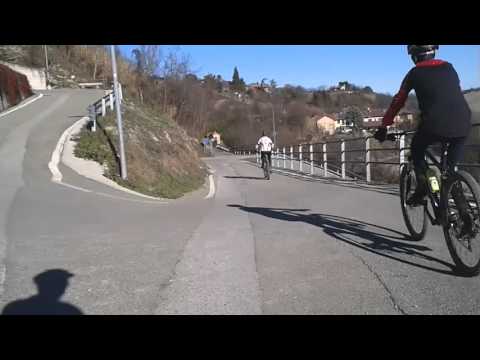 Discesa dal Bricco di Piobesi d'Alba