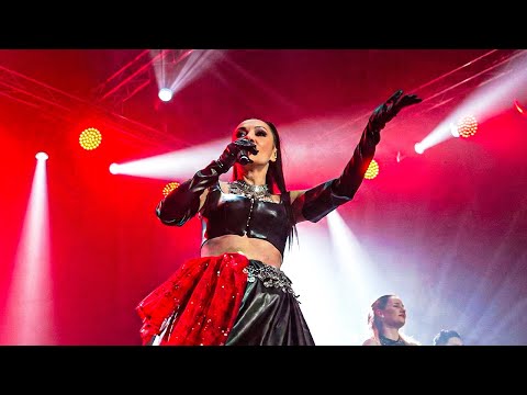 Adelina Ismaili - Mos ma ndal (Live)