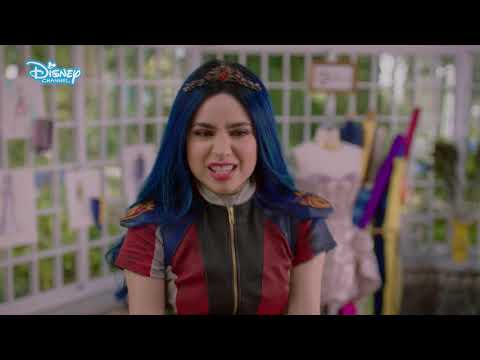 Descendants 3 - Momento musicale "One Kiss"