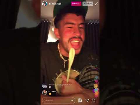 Bad Bunny cantando “A tu merced” en directo de Instagram🎤