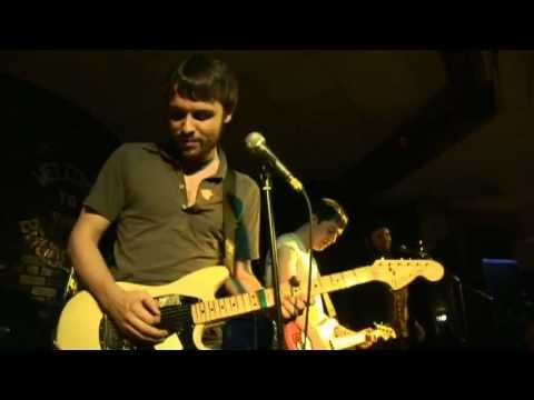 Videoclip de I Was Her Man But I Done Her Wrong — The Cribs