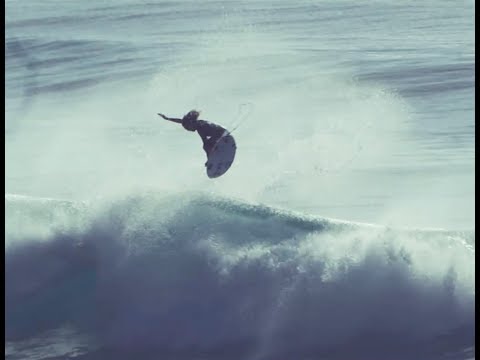 Surfing Burleigh Heads Famous Point Break