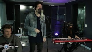 Jarryd James Performs &#39;Give Me Something&#39; Feat Angus O&#39;Loughlin!