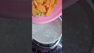 Download lagu vegetable soup with clear broth mp3