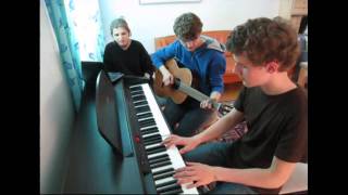 11:07pm - Dizzy Mizz Lizzy - (Acoustic cover)