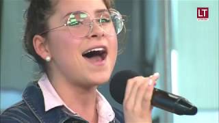 Camila Gallardo - Un poco más de frío