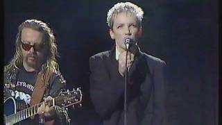 Eurythmics - You Have Placed A Chill In My Heart (Friday Night Live)