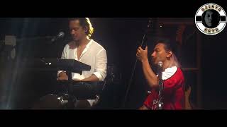 Download lagu IWAN FALS & BAND SORE TUGU PANCORAN LIVE (KARAOKE) mp3