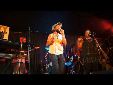 Let's Get It On/Wait in Vain