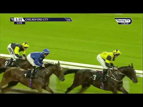 Sea Eagle draws clear to win the Fireworks Spectacular Here 6th November Maiden Stakes