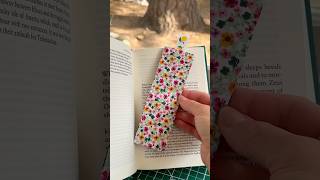 Let’s make a fabric bookmark! 📚 #sewing #sewingtips #sewingtutorial #sewinghacks #sew #sewingtricks
