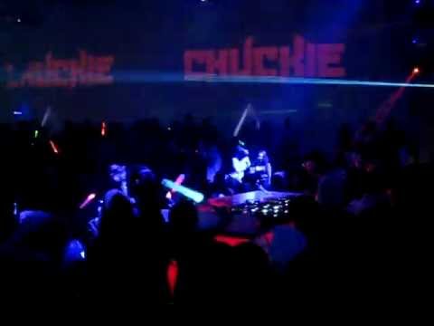Chuckie - Pon di Floor (Major Lazer) - Supperclub, Los Angeles, CA - (2011)