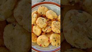 Download lagu Olahan dari singkong pedas gurih#cookingshorts #food #fyp mp3