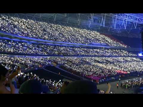 20190601 BTS Wembley mikrokosmos