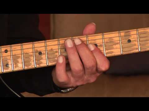 Gregsguitars LICK OF THE WEEK Part 9  (free lesson)
