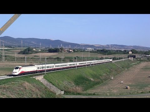 E.414 in transito presso Tarquinia - E.414 running near Tarquinia