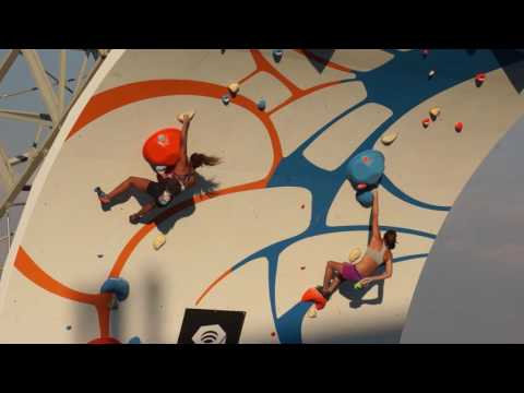 Meagan Martin and Alex Johnson climb at Psicobloc Masters 2016 (seeding round)