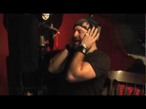 Adrenaline Mob: "Barracuda" (Heart) : Russell Allen