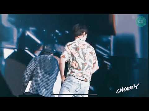 Park Bo Gum and Lee Joon Gi Dance Showdown